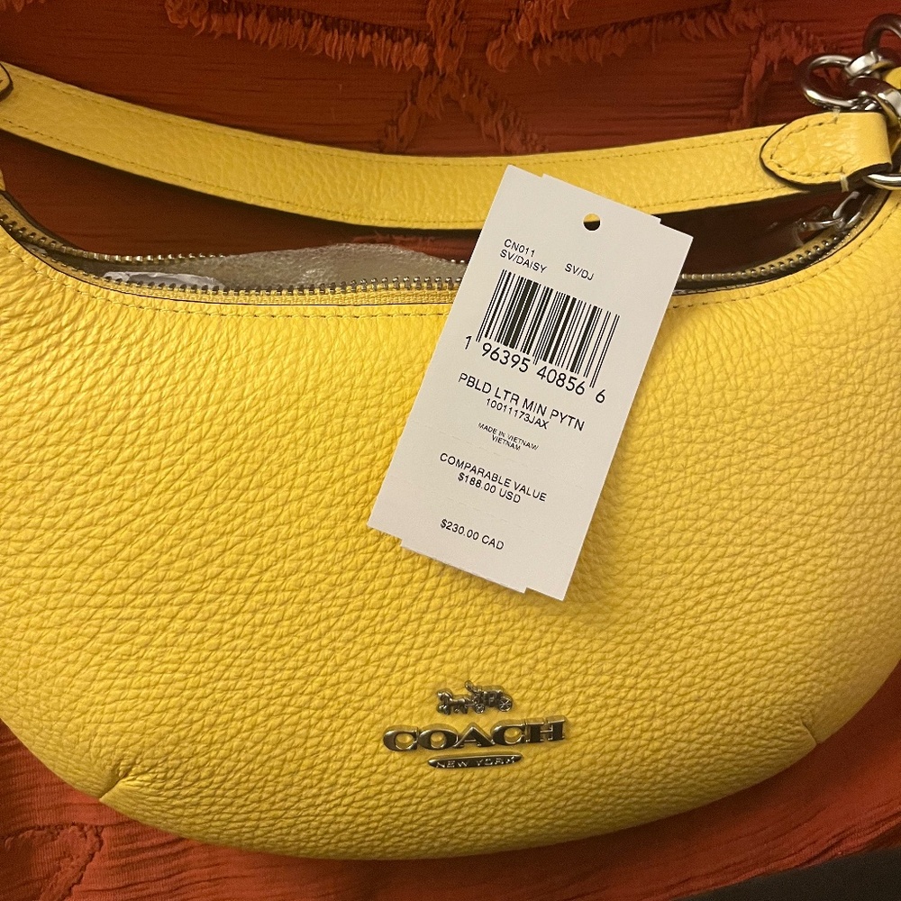 Coach Mini Payton Daisy NWT